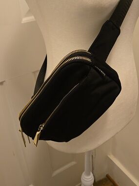 Zorfin Black Fanny Pack